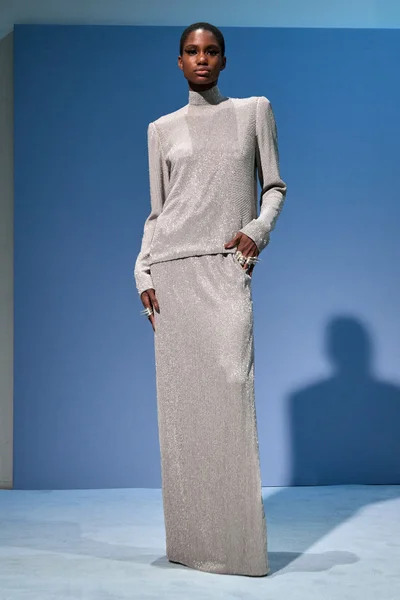 Look 25